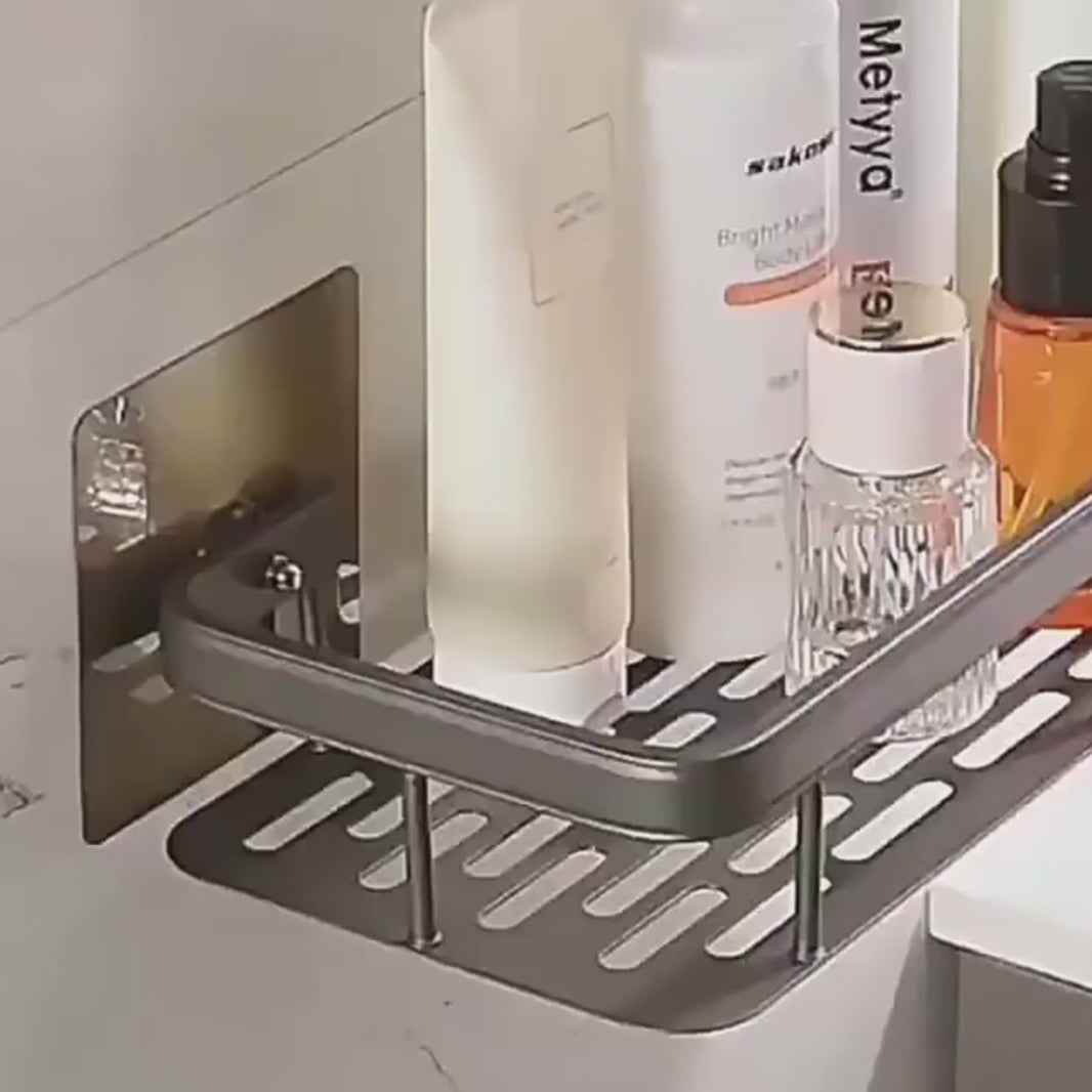 Etagère de douche qui maximise l'espace